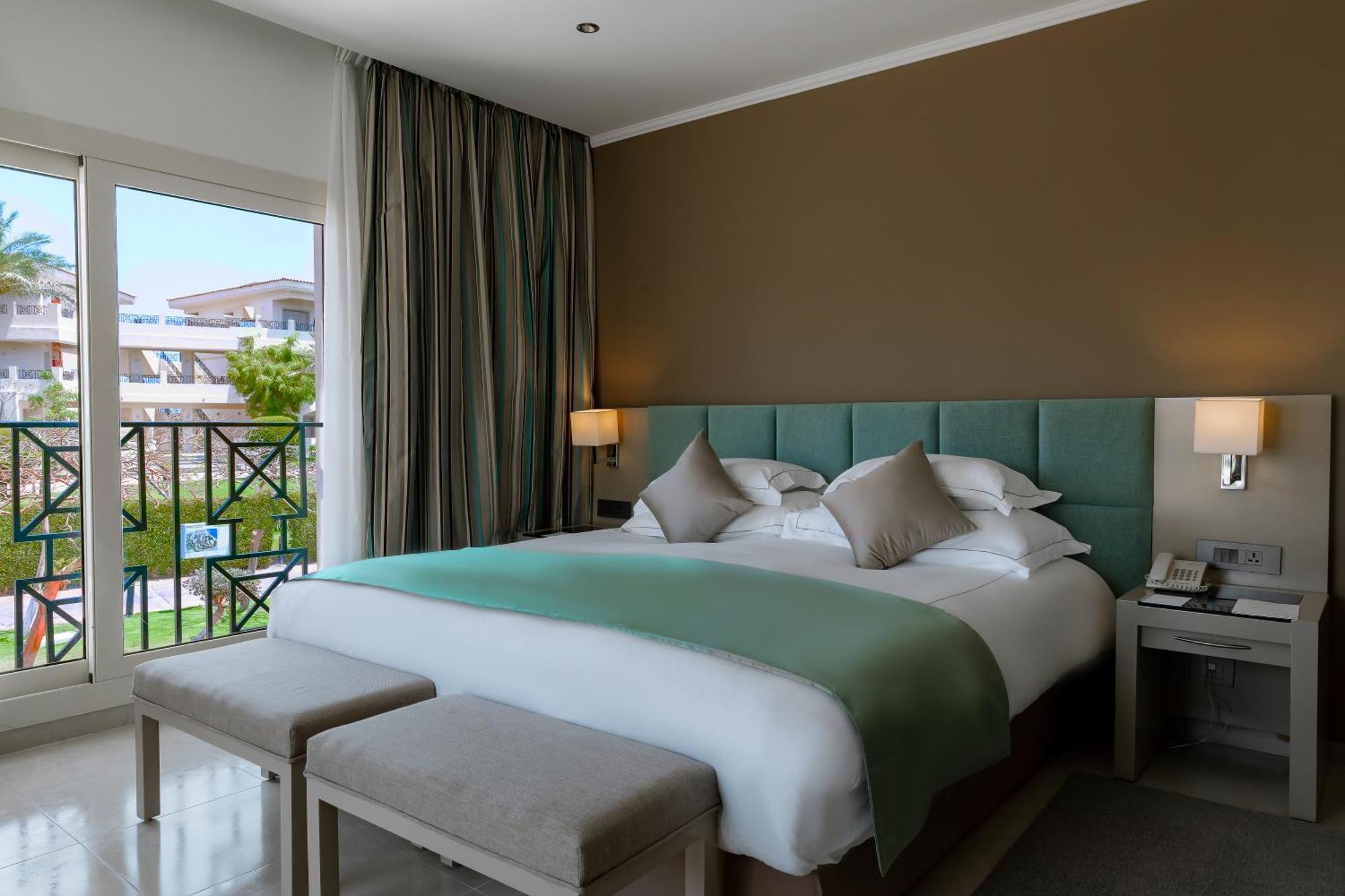 Cleopatra Luxury Resort Makadi Bay Hurghada Bilik gambar